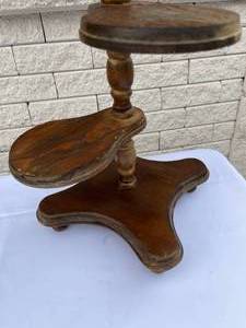lot 278 image: Vintage Wooden Plant Stand