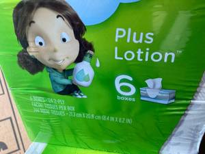 Puffs Tissue
