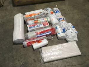 lot 28 image: Mix Lot of Plastic Sheet Wrap - Various Models - Review all pictures