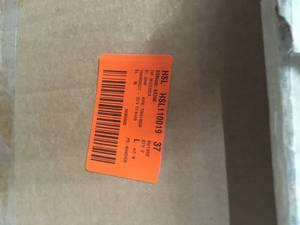 lot 19 image: Mix Pallet of Cushions - Various Models and Conditions - Review all pictures
