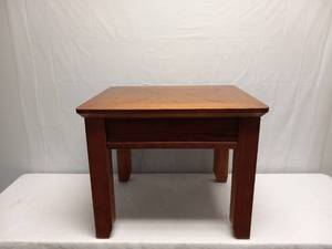 END TABLE  NIGHT STAND
