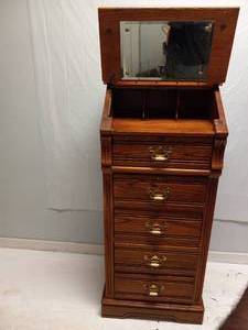 LEXINGTON LINGERIE CHEST