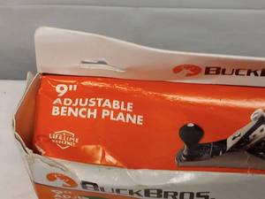 9 ADJUSTABLE BENCH PLANE