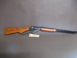 lot 25 image: Red Ryder BB Gun