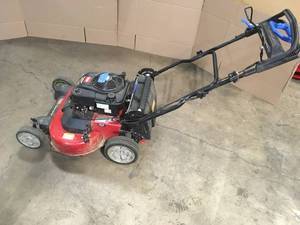 Toro TimeMaster 30 in. Briggs & Stratton Personal Pace Self-Propelled Walk-Behind Gas Lawn Mower with Spin-Stop - Used - Customer Return - Review all pictures