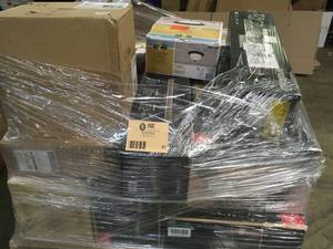 Mix Lot of Assorted Light Fixtures and Ceiling Fan - Review all pictures, Various Models and Conditions- Review all pictures