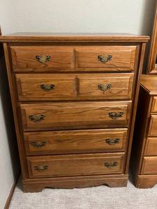 lot 49 image: Tall Dresser