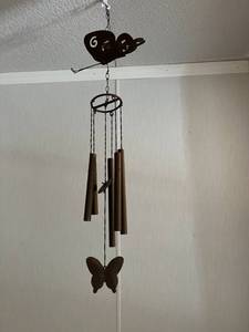 lot 55 image: Wind Chime