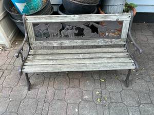 lot 70 image: Small Bench