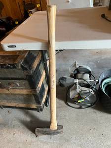 lot 115 image: Wood Handle Sledge Hammer