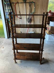 lot 119 image: Wood Shelving