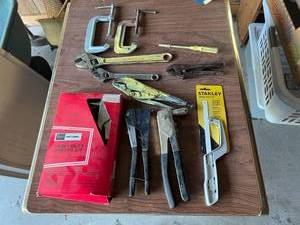 lot 123 image: Tools
