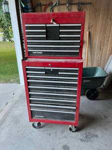 lot 133 image: Craftsman Tool Chest
