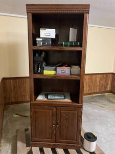 lot 135 image: Shelving Unit
