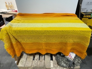 lot 120 image: Handmade Vintage Afghan Blanket