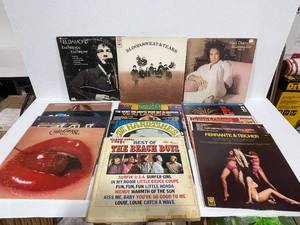 lot 155 image: Vinyl Records