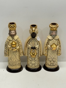 lot 129 image: 3 Wiseman Vintage Christmas Ceramic