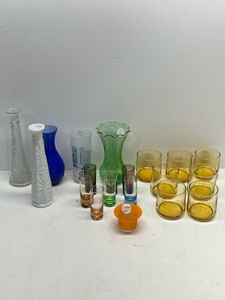 lot 134 image: Assorted Glassware