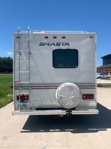 lot 1 image: 1996 Shasta RV 22 Ft Motorhome  (low miles, no reserve)