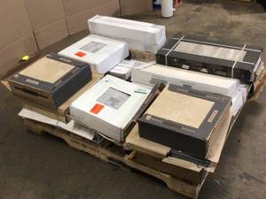 Pallet of Assorted Mixed Ceramic Flooring Tile May Contain Missing Pieces or Parts Customer Returns See Pictures