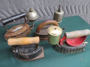 VINTAGE SAD IRONS