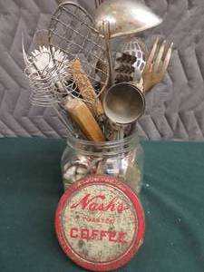 VINTAGE NASHES TOASTED COFFEE JAR WITH LID  VINTAGE UTINSILS