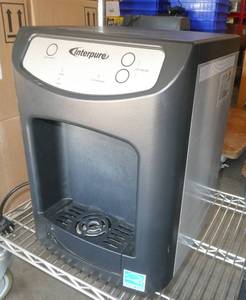 lot 15 image: Interpure water filter system