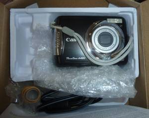 lot 26 image: Canon PowerShot A480 camera