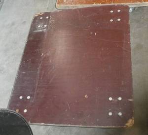 lot 38 image: Warehouse platform on wheels about 30x36