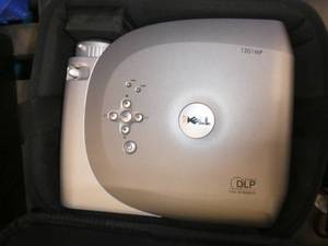 lot 41 image: Nice Dell 1201MP projector, works
