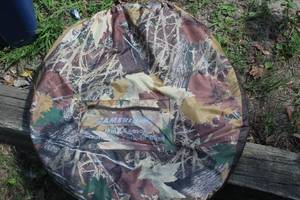 lot 322 image: Ameristep Duck BlindOuthousePack In Blind 26
