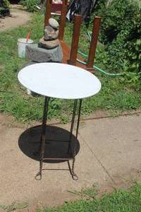 lot 338 image: Vintage Custom Ice Cream Parlor StoolStone Top Table