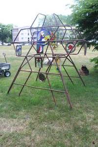 lot 343 image: Found Art Steel BarsStained Glass Art Sculpture