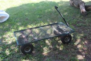 lot 372 image: Steel Cage Yard Cart