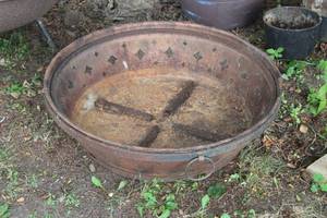 lot 391 image: Fire Ring Pit with Cage 35