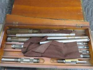 WOODEN BOX FULL OF ADJUSTABLE REAMERS