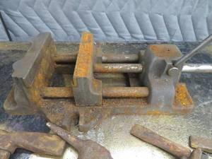 VICE AND WELDING TOOLS