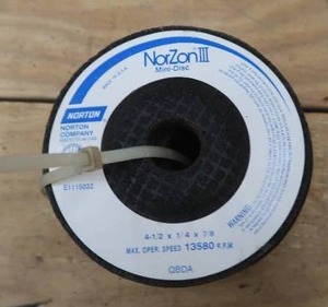 NEW METAL GRINDING WHEELS