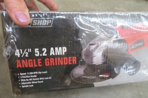 ANGLE GRINDER