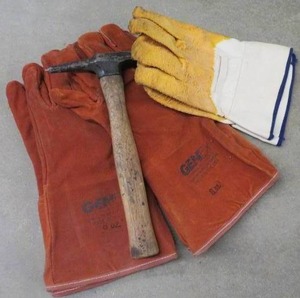 WELDING GLOVES