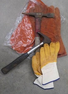 WELDING GLOVES