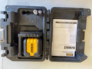 DEWALT 40 ft. Red Self-Leveling Cross Line Laser Level with (2) AA Batteries & Case