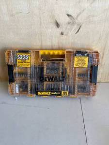 DEWALT MAXFIT Steel Drill and Driving Bit Set (160-Piece)