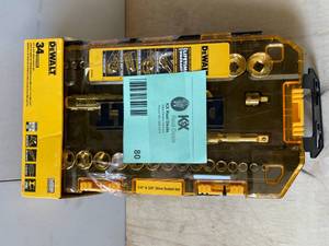 DEWALT 14 in. and 38 in. Drive Socket Set (34-Piece)