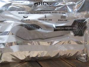 lot 1 image: Comfort Revolution Charcoal Gel Memory Foam Pillow