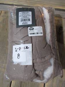 lot 8 image: Standard Reversible Sham-2 pack