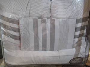 lot 19 image: Thomasville Relaxed Comforter Set, Gray Stripe, FullQueen