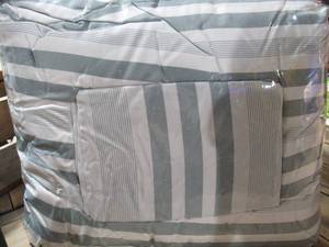 lot 23 image: Thomasville Relaxed Comforter Set Queen Size Blue& White Striped 90 X 90