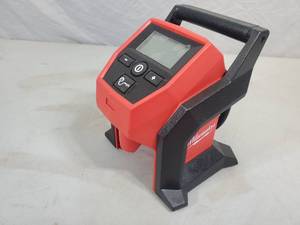 lot 31 image: Milwaukee M12 Cordless Compact Inflator  Air Compressor