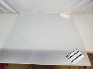 lot 97 image: 5 New Pcs of Optix Acrylic Sheets 36 x 36 x .100